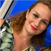 Diplomata in liceo delle scienze sociali offre ripetizioni di italiano